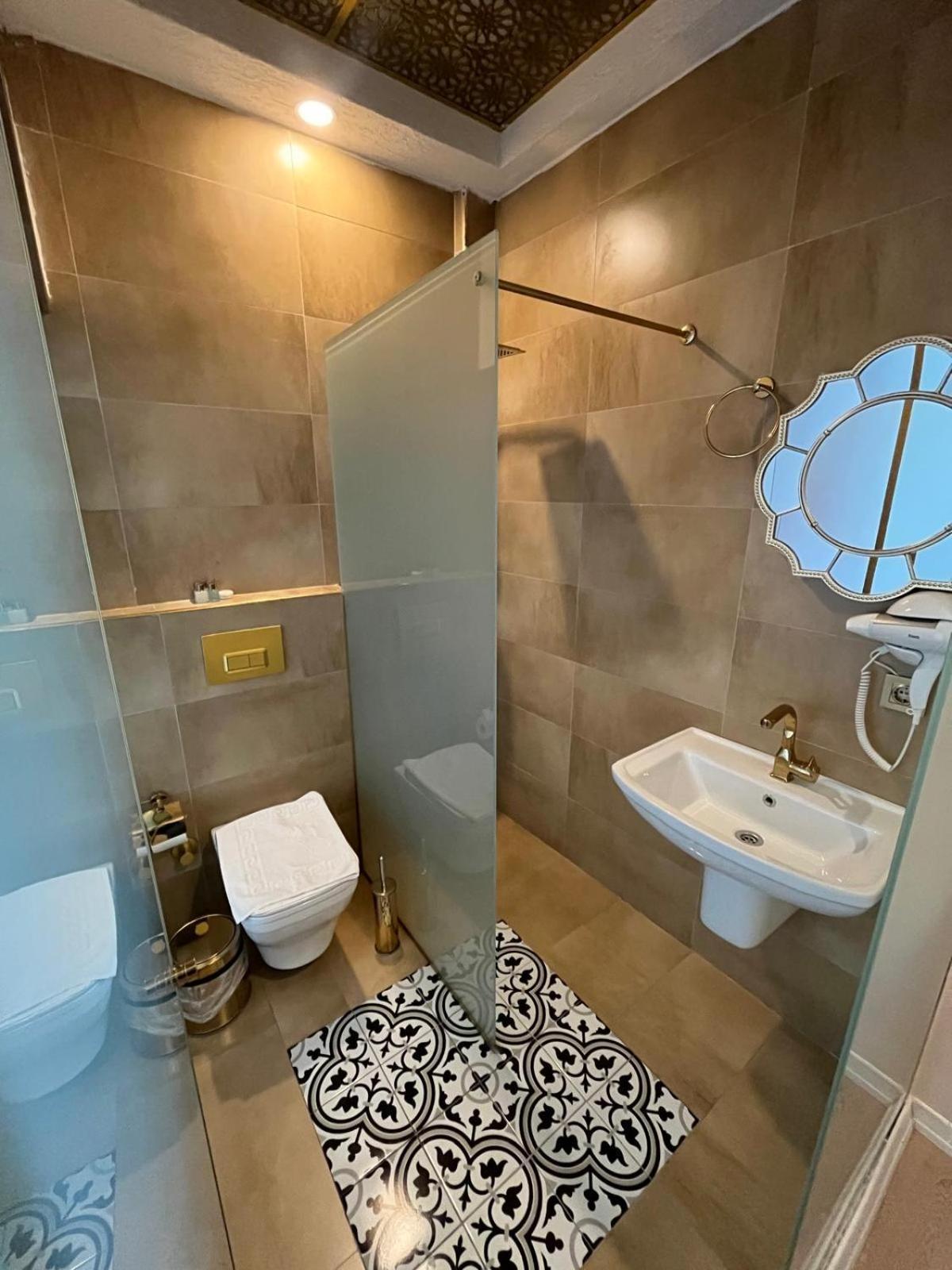 Boss To Taksim Istanbul Exterior photo